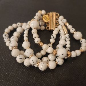 Kinsley Armelle Gold and Speckled White Bracelet